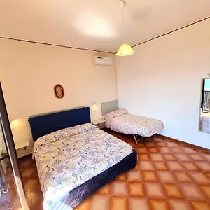  Appartamento Fronte Mare, Parcheggio Privato, Wi-fi, Lavatrice